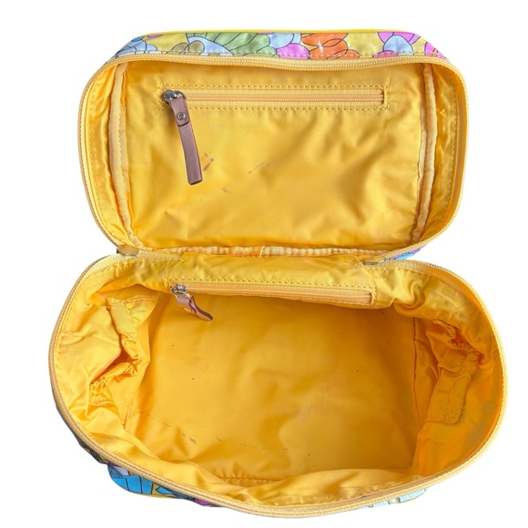 **SOLD**Kate Spade Makeup Bag - Picture 8 of 13